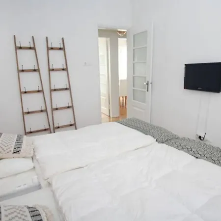 Casa A 50M Da Praia, Zona Central Da Nazaré Exterior foto